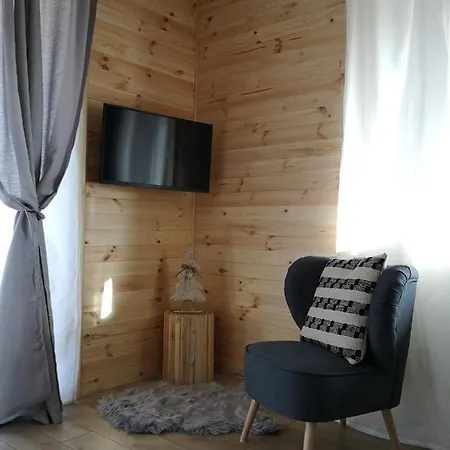 アパート Bialka Resort Apartamenty ビャウカ
